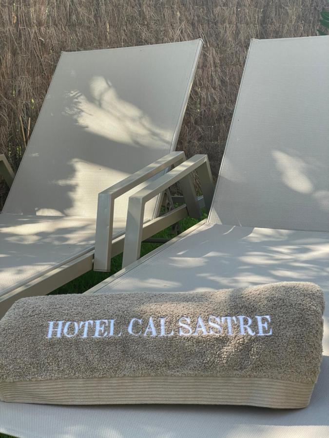 Hotel Cal Sastre Santa Pau Extérieur photo