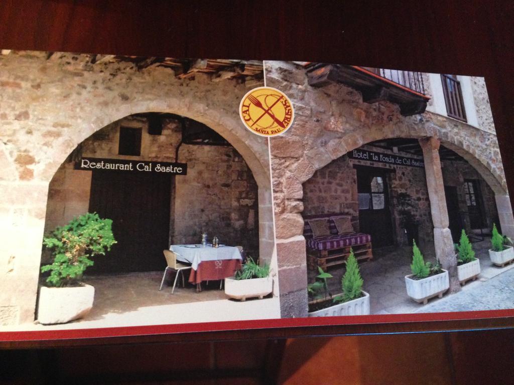 Hotel Cal Sastre Santa Pau Extérieur photo